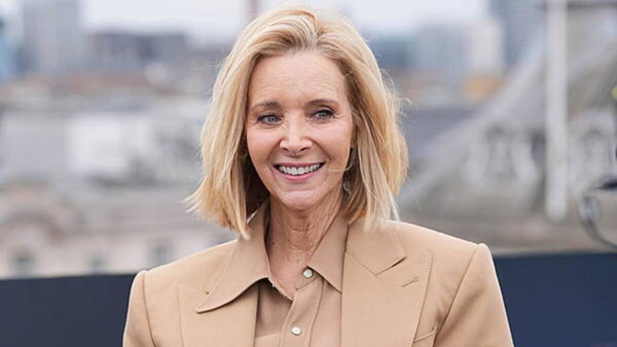 Lisa Kudrow and Mira Sorvino in Romy And Michele’s High School Reunion sequel