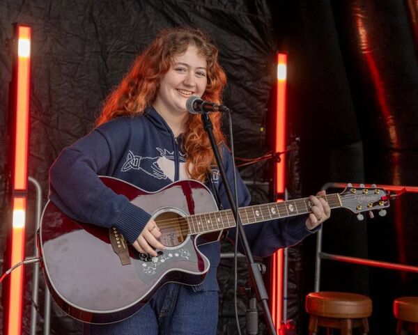 Fabulous music by Makayla Chloe