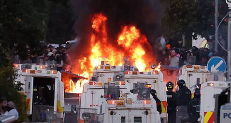 Northern Ireland suffers second night of unrest as rioters attack police
