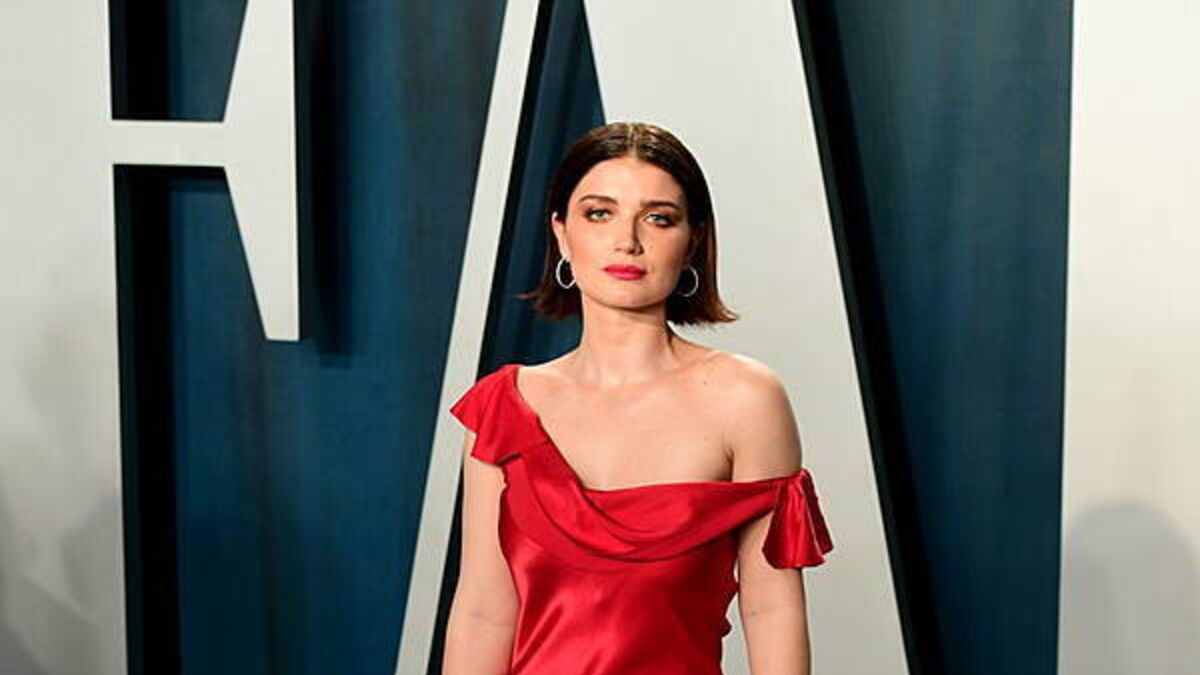 Eve Hewson says being raised by U2’s Bono took fame ‘off of a pedestal’