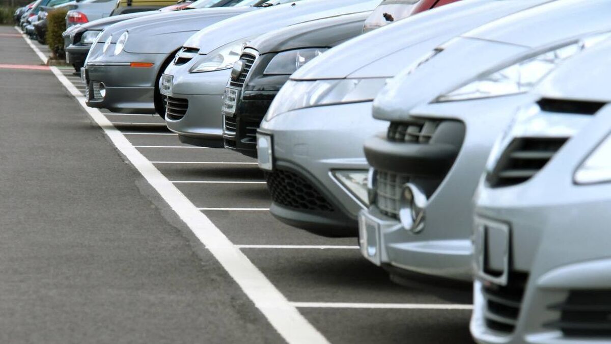 Call for car park in Kildare village