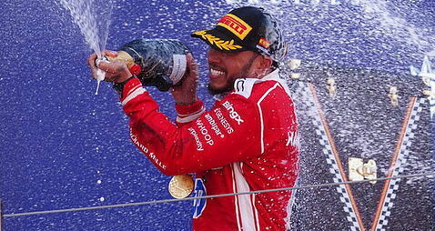 Toto Wolff wary of Lewis Hamilton ‘smelling blood’ in title race