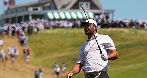 Scottie Scheffler grand slam hopes intact but Wyndham Clark dominates at US Open