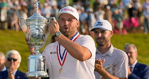 Wyndham Clark survives final-round scare to win US Open at Shinnecock Hills