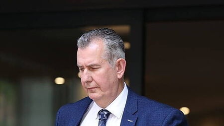 Sinn Féin calls on Stormont speaker to step aside over Donaldson concerns