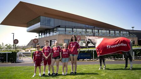 The Curragh Racecourse collaborates with LFC Foundation for Special Race Day Celebration on Juddmonte Irish Oaks Day