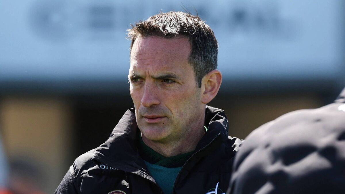 Dowling staying on with Kildare