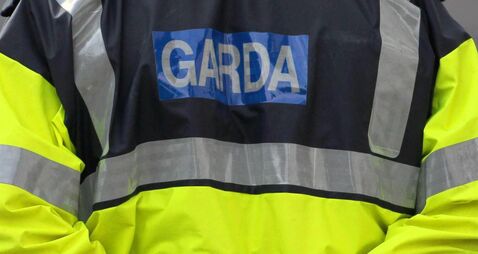 Man (30s) arrested after assaulting three gardaí in Kildare