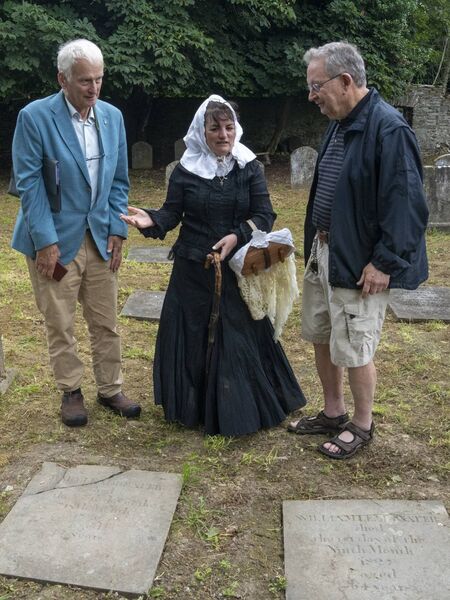 Johnathon and John Shackleton with Mary Leadbeater Johnathon and John Shackleton with Mary Leadbeater
