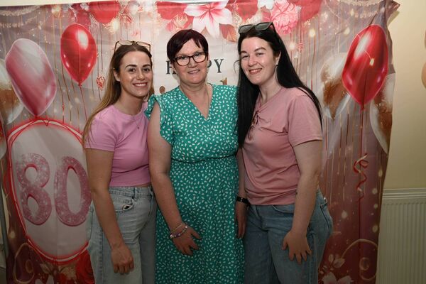 Mel, Martina and her daughter Danielle Mel, Martina and her daughter Danielle