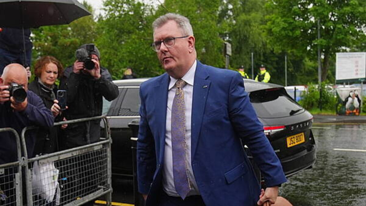 Ex-DUP leader Jeffrey Donaldson to appeal against child sex offence convictions