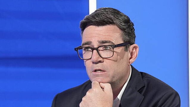 Ireland ‘ready to support’ closer UK-EU ties under Burnham, says Tánaiste