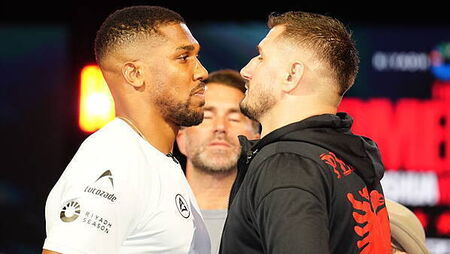 Anthony Joshua shuts out Tyson Fury talk with focus on Kristian Prenga