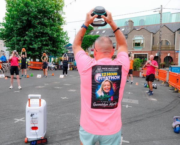  12 hour fitathon at Popular Sq, Naas in aid of ARC Cancer Care in memory of Gwendolyn Marks Photo - Aishling Conway