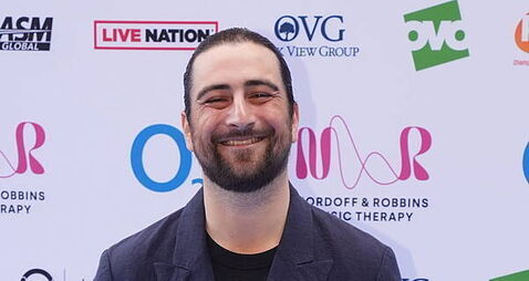 Noah Kahan slams White House for using his song in promotional video