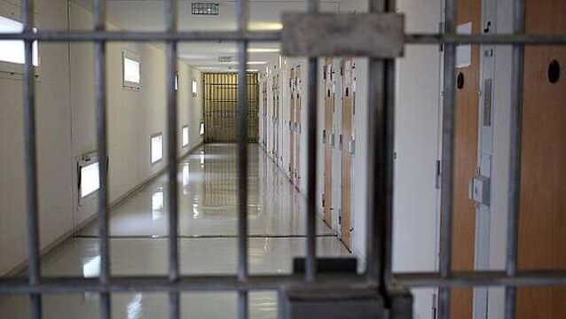 Convicted criminals released early before being deported on charter flights