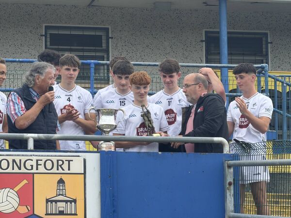 Alan Thompson is presented with his man of the match award after the match Photo: Ger McNally Alan Thompson is presented with his man of the match award after the match Photo: Ger McNally