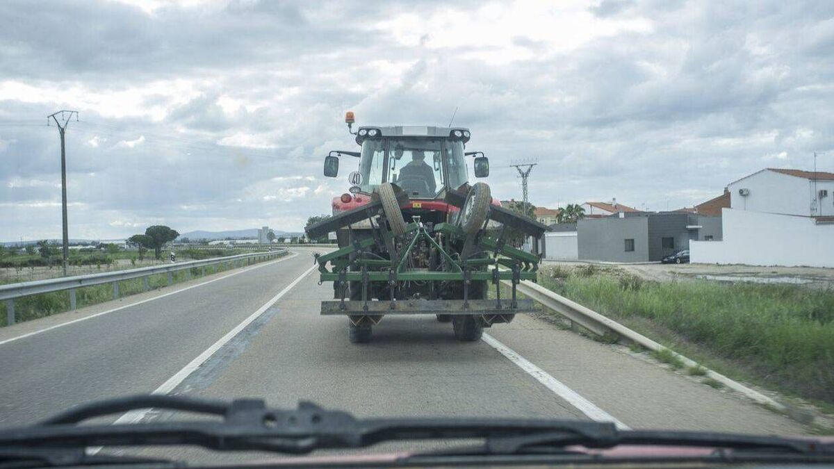 Tractor driver avoids jail for going too slow