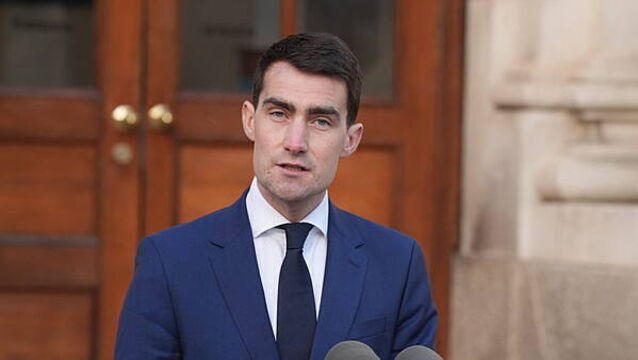 Minister approves pay increases for bosses at TG4 and Coillte