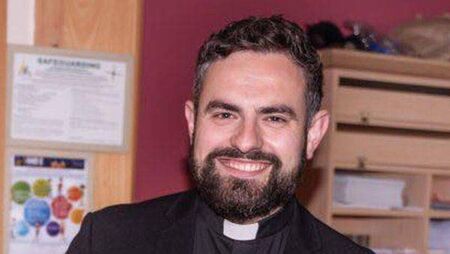 Popular Kildare priest to leave parish