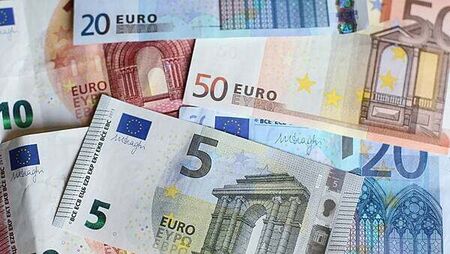 July inflation remains steady at 3.4% as annual education costs climb 8.9%
