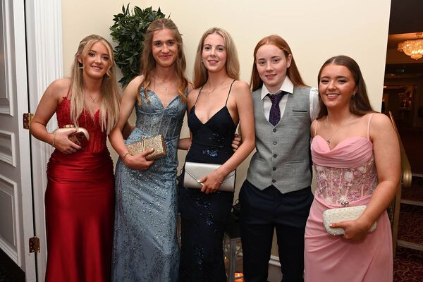 Casey Byrne, Laura Carroll, Ali Bennett, Fiadh Lawlor and Katie Renehan 