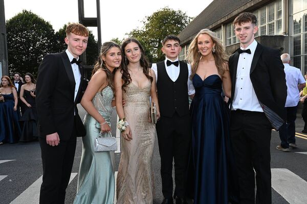 Cillian Boyle, Alannah Malloy, Gwen McDermott, Sean Durcan, Ailbhe Searang and Charlie McGrath 