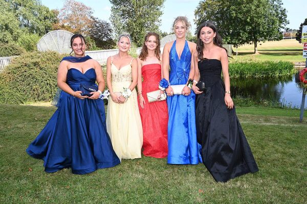 Ebeth Preece, Laura McCreevy, Ailbhe Casey, Kaylyn Penston and Sarah Fleming 