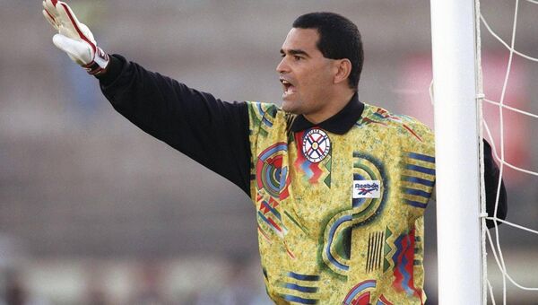 Legendary goalkeeper José Luis Chilavert, seen here playing for Paraguay in 1997, shares a club (Sportivo Luqeño) with Milton Benitez. Photo: INPHO/Allsport Legendary goalkeeper José Luis Chilavert, seen here playing for Paraguay in 1997, shares a club (Sportivo Luqeño) with Milton Benitez. Photo: INPHO/Allsport