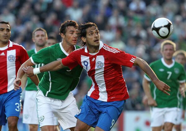 Roque Santa Cruz, seen here playing for Paraguay against Ireland in 2010, share three clubs with Milton Benitez - Libertad, Olimpia and Nacional. Photo: INPHO/Cathal Noonan. Roque Santa Cruz, seen here playing for Paraguay against Ireland in 2010, share three clubs with Milton Benitez - Libertad, Olimpia and Nacional. Photo: INPHO/Cathal Noonan.