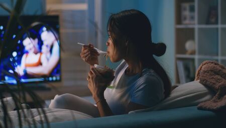Fit Focus: Late night snacks might be messing with your gut